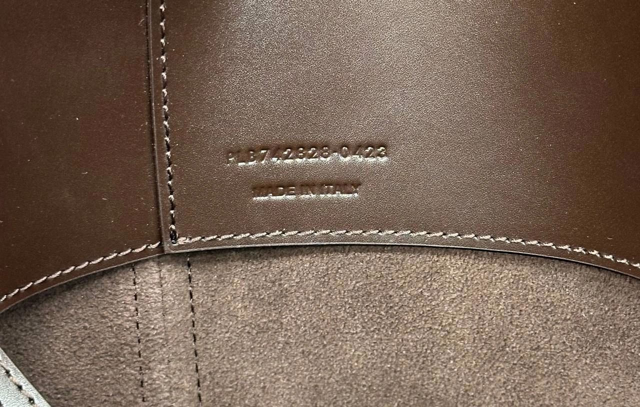 Saint Laurent LE 37 IN SHINY LEATHER ARABICA - Image 7