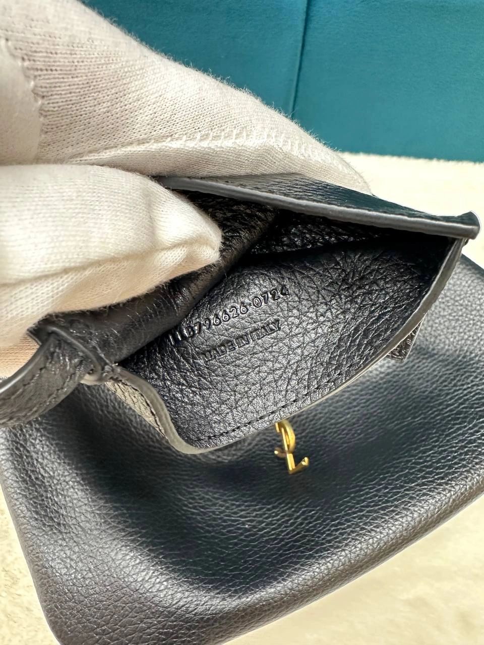 Saint Laurent Paris VII small Hobo IN GRAINED LEATHER black - Image 6