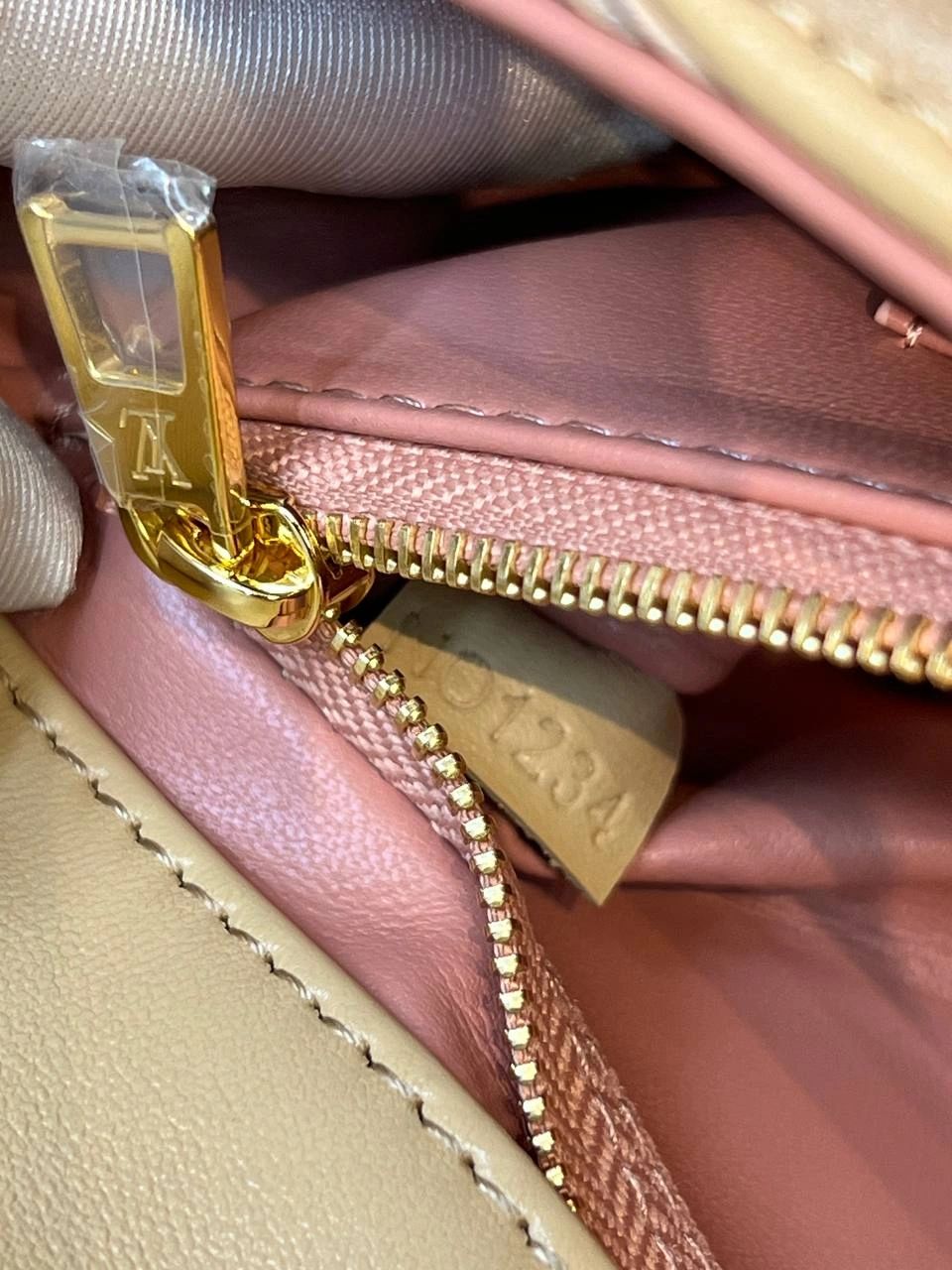 Louis Vuitton bag GO-14 MM Gold color - Image 7