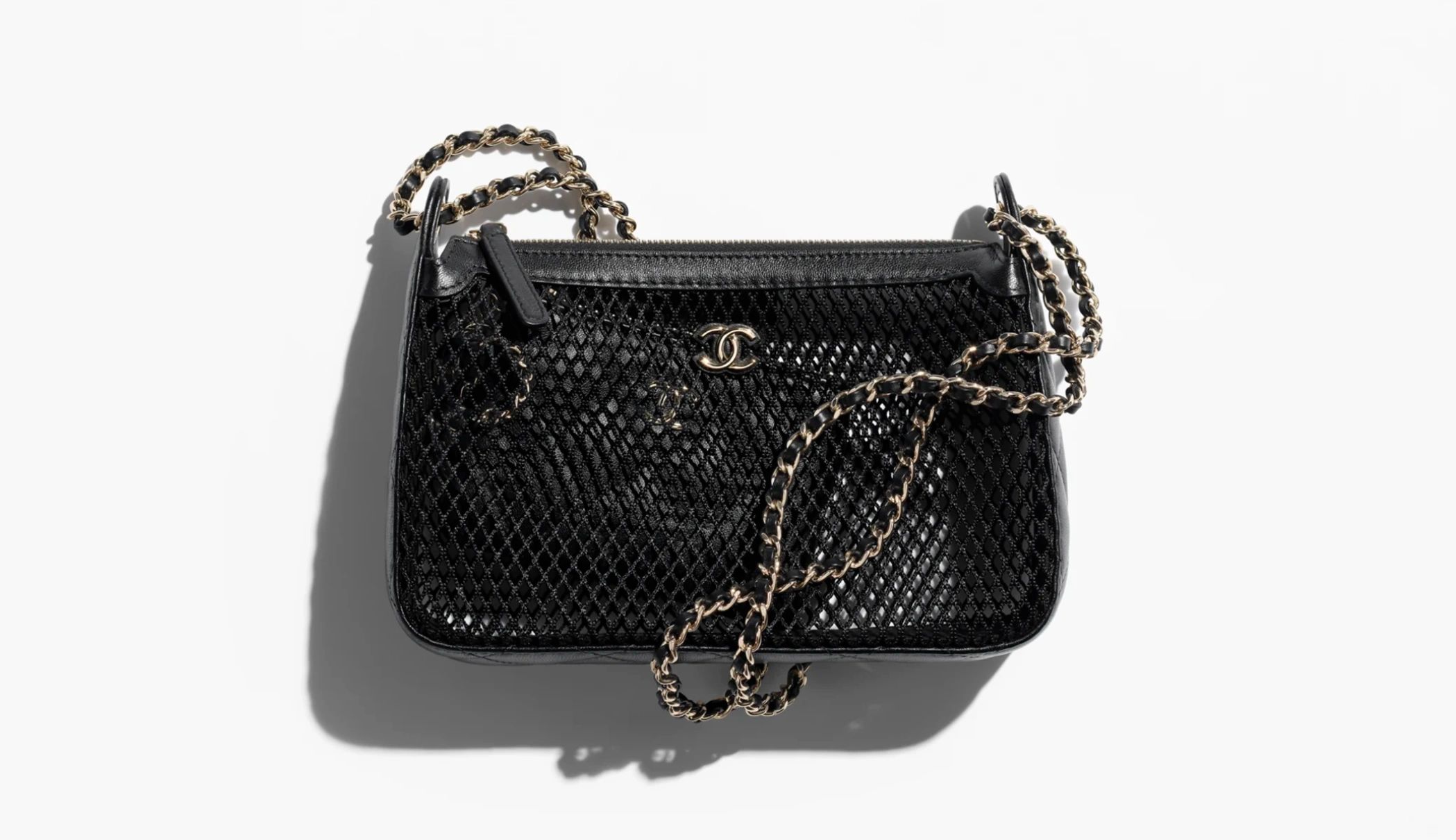 Chanel Clutch with chain Mesh, Shiny Lambskin & Gold-Tone Metal black