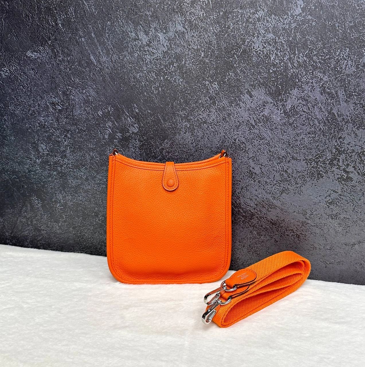 Hermes Evelyne Bag orange - Image 2