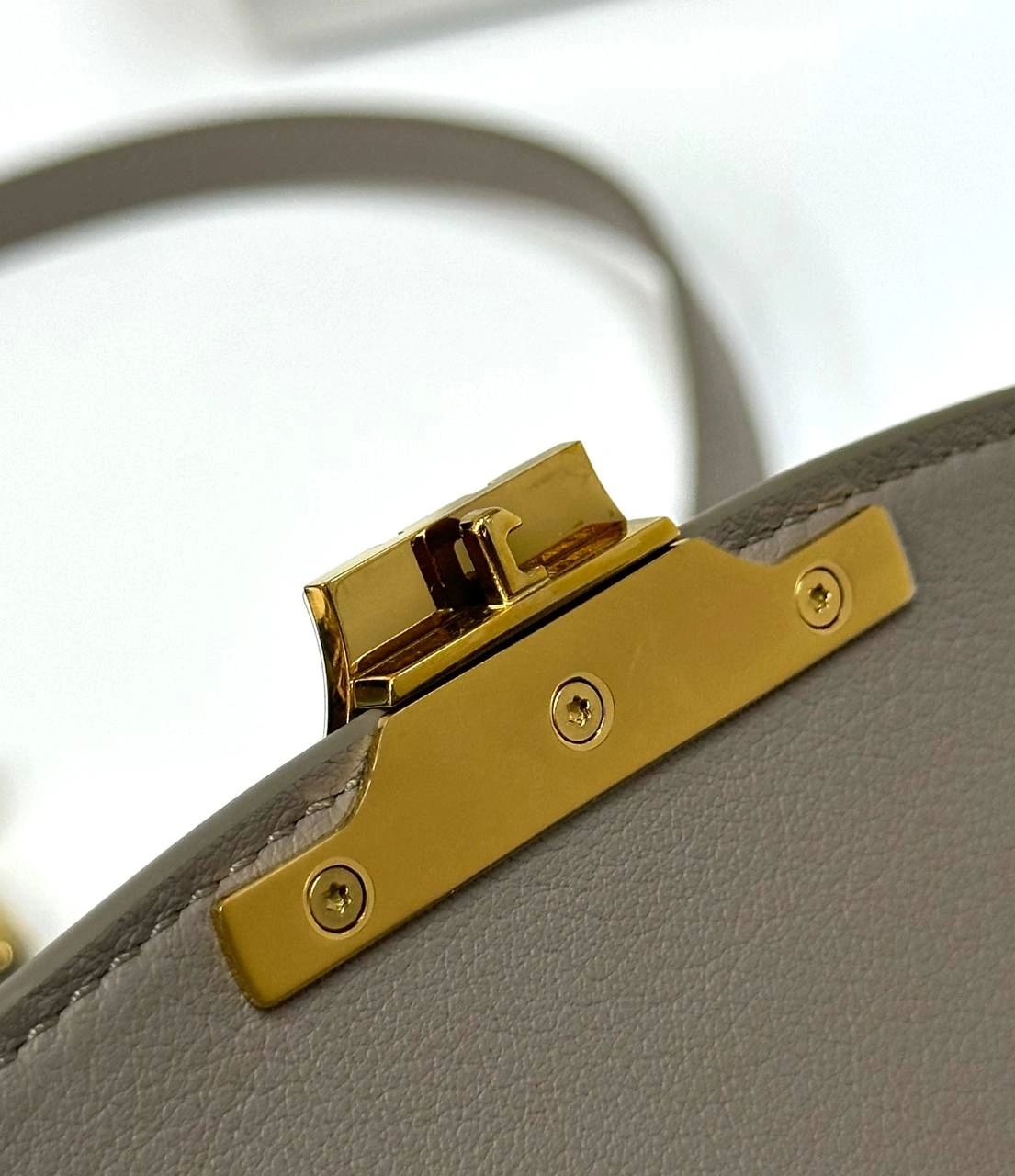 Celine medium Nino bag in supple calfskin PEBBLE - Image 8